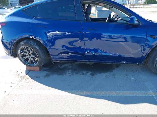 2025 TESLA MODEL Y 7SAYGDEE4SF249466 Photo 5