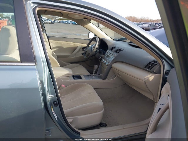 2009 TOYOTA CAMRY 4T1BE46K79U856536 Photo 4