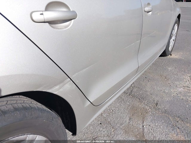 3VWD17AJXEM249941 Volkswagen Jetta