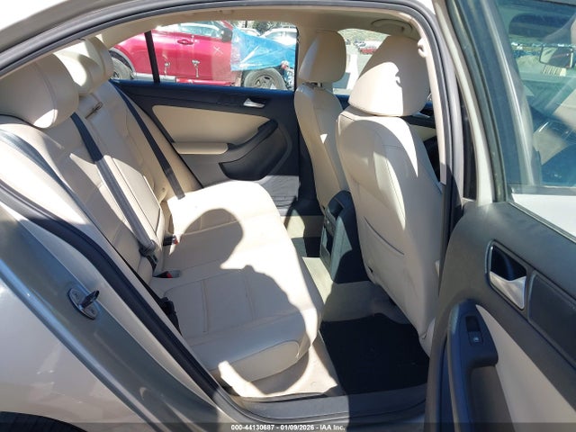 3VWD17AJXEM249941 Volkswagen Jetta