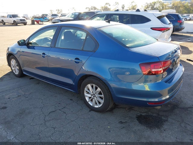 3VW267AJ8GM363903 Volkswagen Jetta 1.4t S