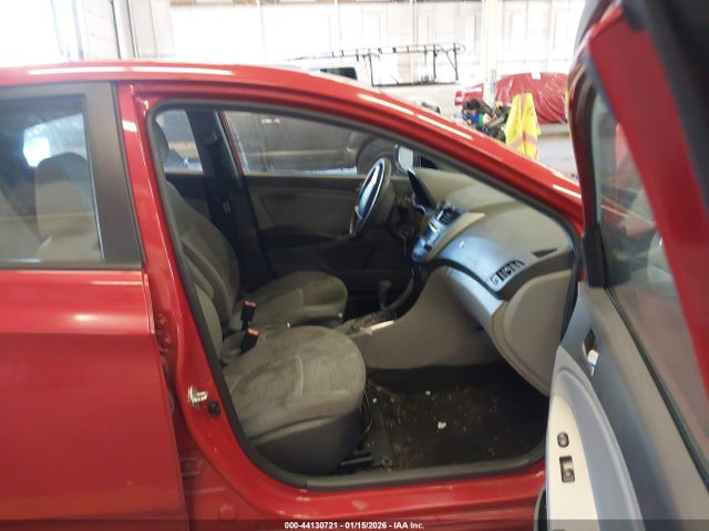 KMHCT4AEXGU013049 Hyundai ACCENT SE