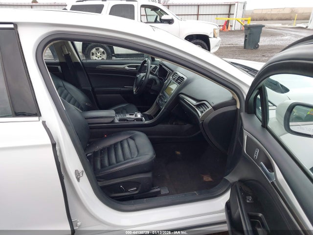 2019 FORD FUSION HYBRID 3FA6P0MU7KR109227 Photo 4