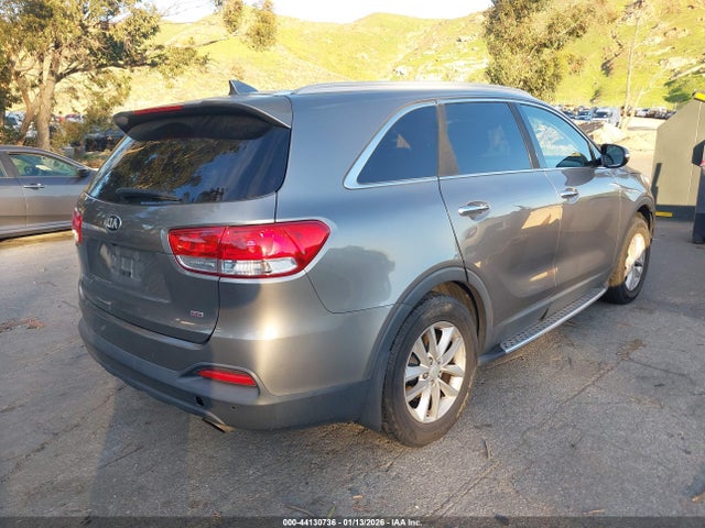 5XYPG4A37GG140609 KIA Sorento 2.4l Lx
