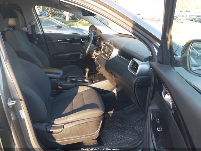 5XYPG4A37GG140609 KIA Sorento 2.4l Lx