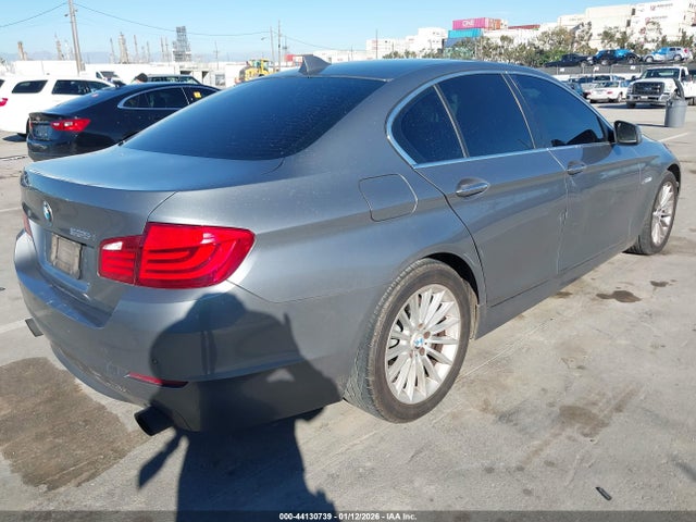 2011 Bmw 535i მანქანა იყიდება აუქციონზე, vin: WBAFR7C5XBC605416, აუქციონის ნომერი: 44130739