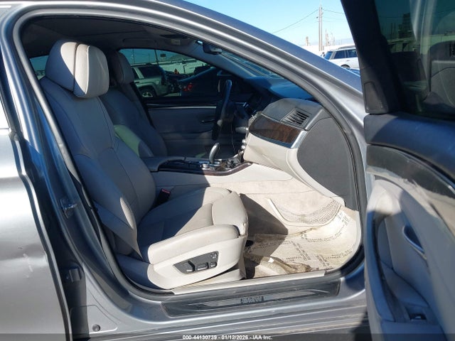 2011 Bmw 535i მანქანა იყიდება აუქციონზე, vin: WBAFR7C5XBC605416, აუქციონის ნომერი: 44130739