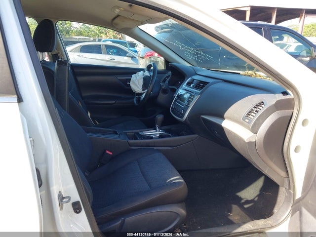 1N4AL3AP0HC140381 Nissan Altima 2.5 S