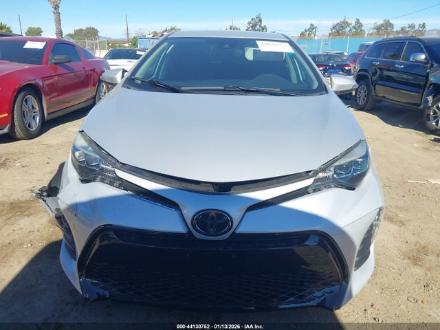 Toyota COROLLA SE 2018 5YFBURHE9JP822918 Image 12