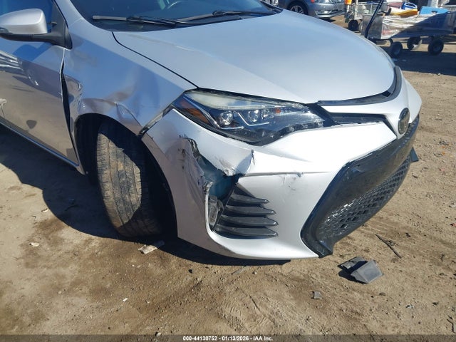 Toyota COROLLA SE 2018 5YFBURHE9JP822918 Image 6