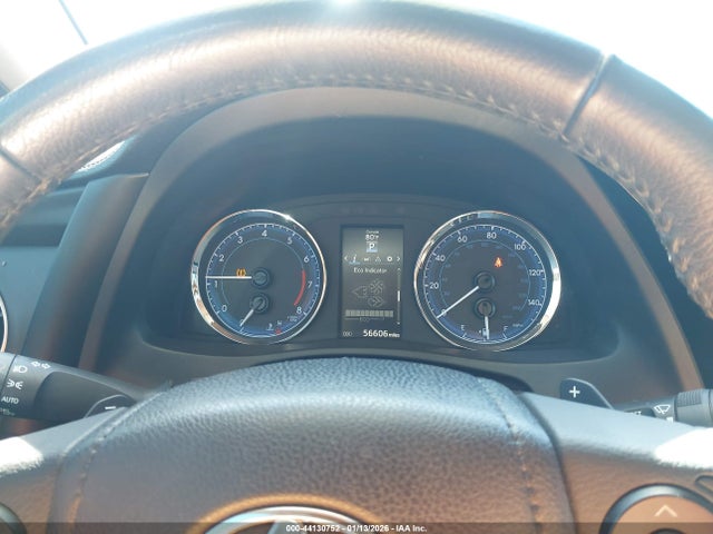 Toyota COROLLA SE 2018 5YFBURHE9JP822918 Image 7