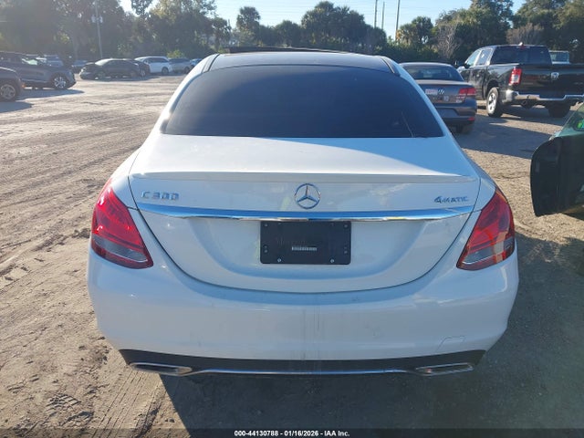 Продажа на аукционе авто 2016 Mercedes-benz C 300 4matic, vin: 55SWF4KB5GU138335, номер лота: 44130788