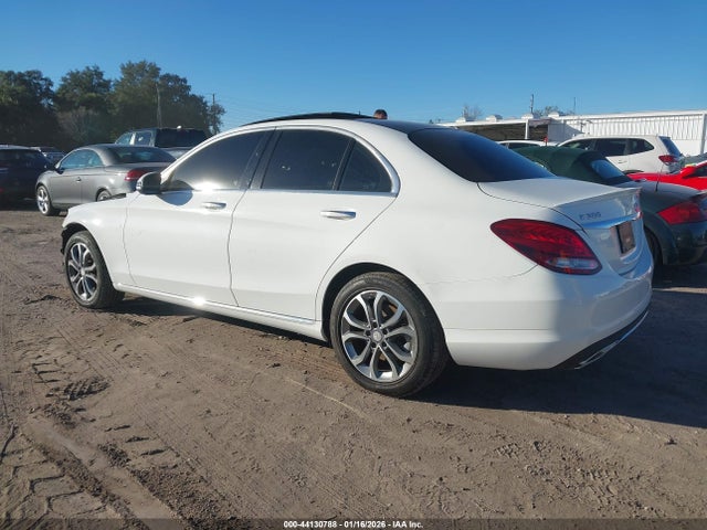 Продажа на аукционе авто 2016 Mercedes-benz C 300 4matic, vin: 55SWF4KB5GU138335, номер лота: 44130788