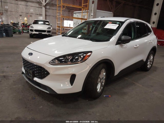 1FMCU0G61NUA60196 Ford ESCAPE SE