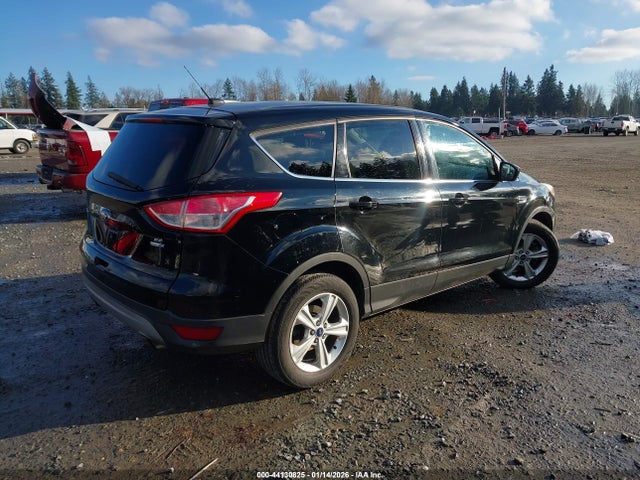 1FMCU9G96GUA31911 Ford ESCAPE SE