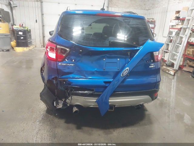 1FMCU9G95HUE10058 Ford ESCAPE SE