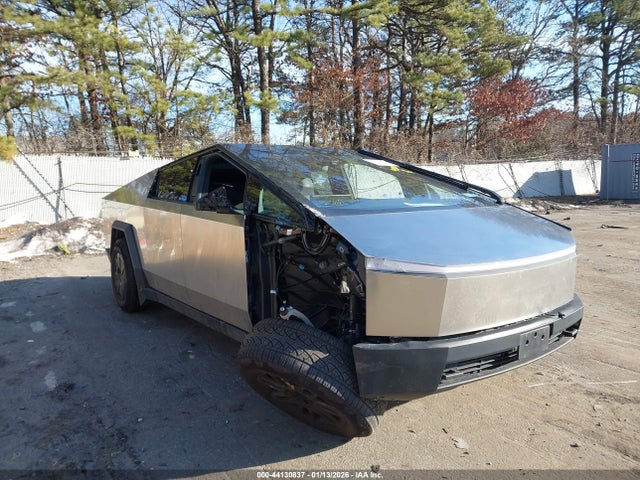 2024 TESLA CYBERTRUCK 7G2CEHED7RA055031