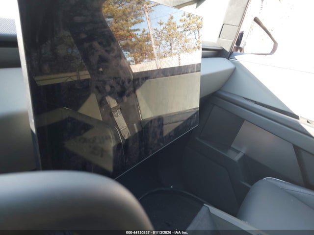 2024 TESLA CYBERTRUCK 7G2CEHED7RA055031 Photo 6