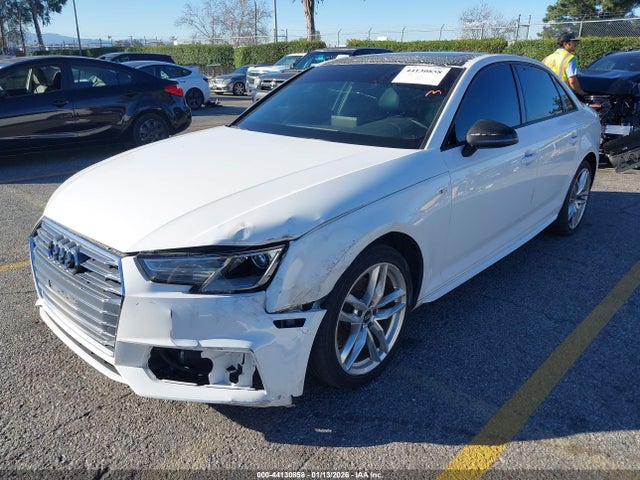 2017 AUDI A4 WAUKMAF46HN040981 Photo 1