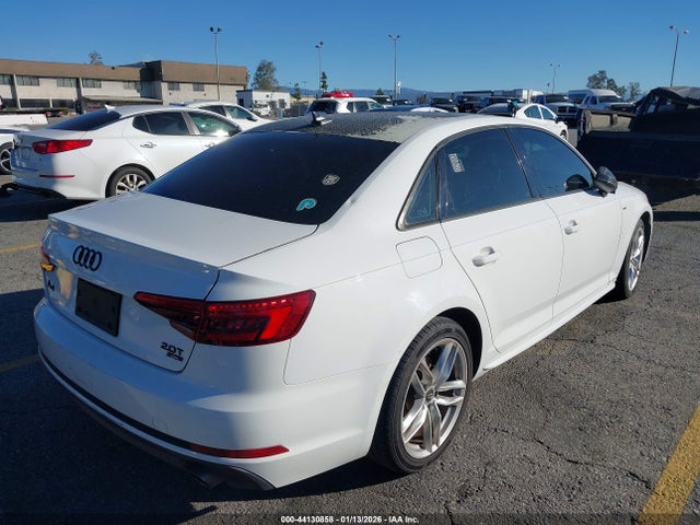 2017 AUDI A4 WAUKMAF46HN040981 Photo 3