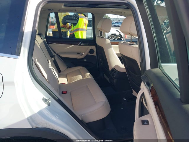 2015 BMW X3 5UXWX9C56F0D61535 Photo 7