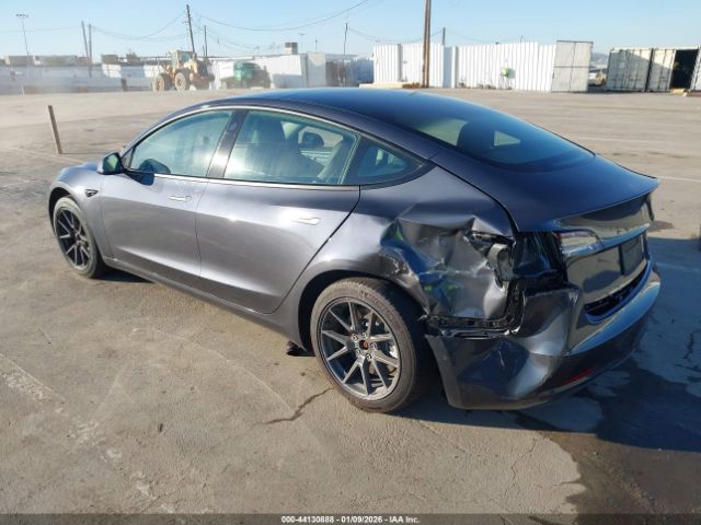 2022 TESLA MODEL 3 5YJ3E1EA3NF349488 Photo 2