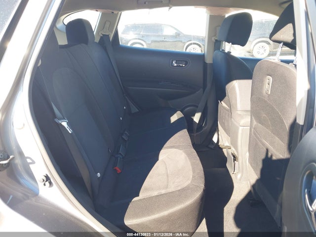 JN8AS5MTXFW161062 Nissan Rogue Select S