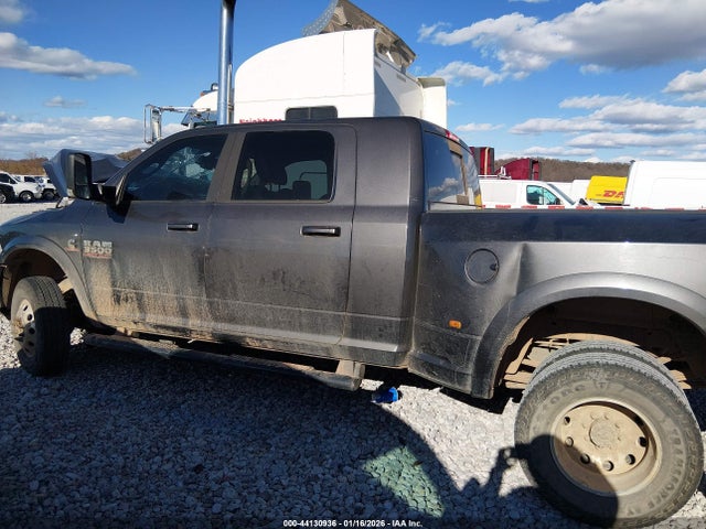 44130936 :رقم المزاد ، 3C63RRML9JG306128 vin ، 2018 Ram 3500 Laramie  4x4 6'4 Box مزاد بيع