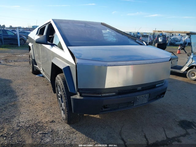 2024 TESLA CYBERTRUCK 7G2CEHEE2RA042437 Photo 0