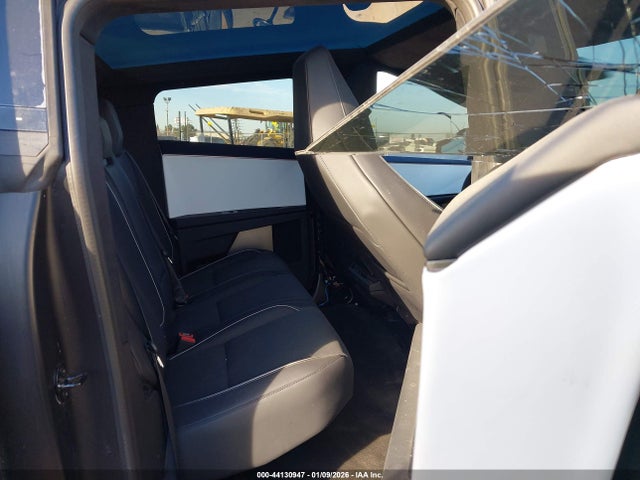 2024 TESLA CYBERTRUCK 7G2CEHEE2RA042437 Photo 7