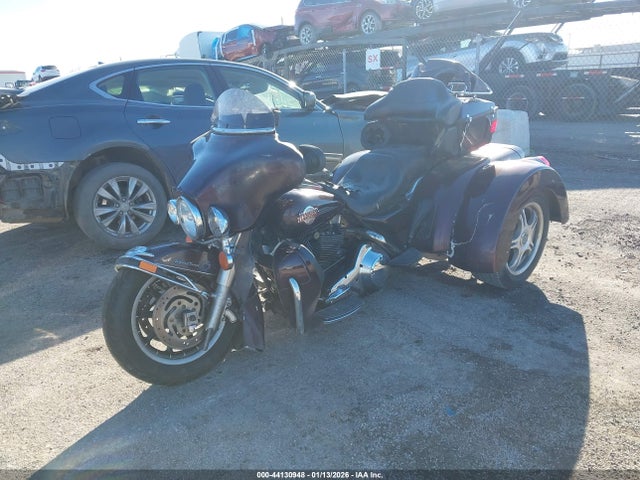 2005 HARLEY-DAVIDSON FLHTCUI 1HD1FCW125Y623230 Photo 1