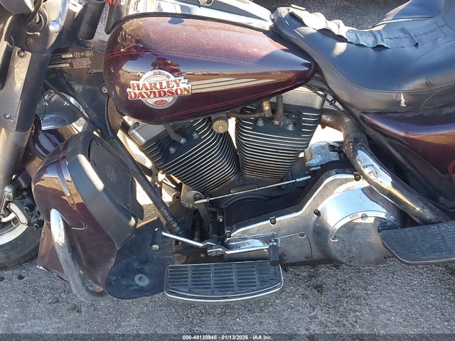 2005 HARLEY-DAVIDSON FLHTCUI 1HD1FCW125Y623230 Photo 8