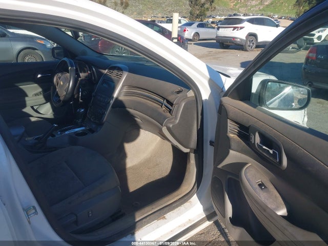 1G11B5SL4EF267299 Chevrolet Malibu 1ls