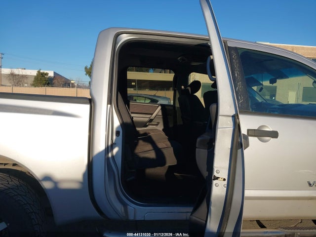 2012 NISSAN TITAN 1N6AA0EK1CN326079 Photo 7