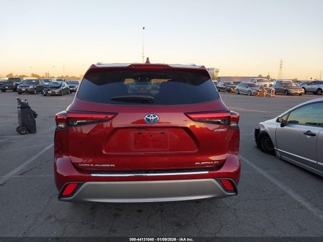 Toyota Highlander Hybrid Platinum 2021 5TDFARAH9MS006186 Image 17