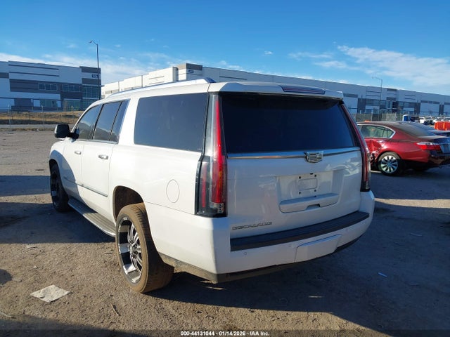 2016 CADILLAC ESCALADE ESV 1GYS4JKJ3GR276911 Photo 2