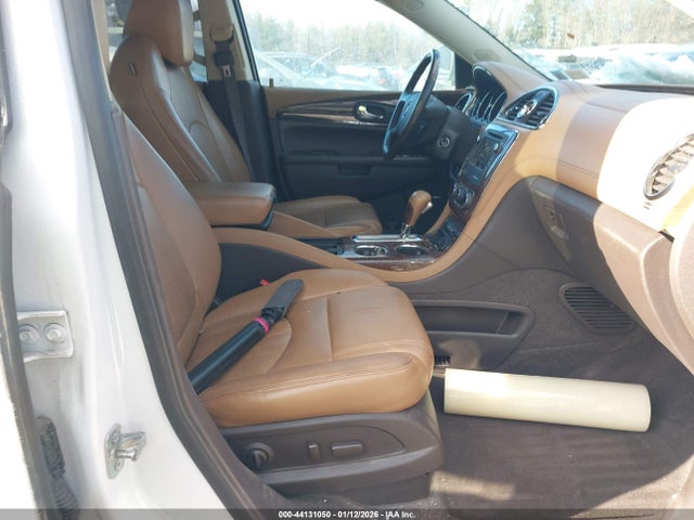 44131050 :رقم المزاد ، 5GAKVBKD7HJ252177 vin ، 2017 Buick Enclave Leather مزاد بيع