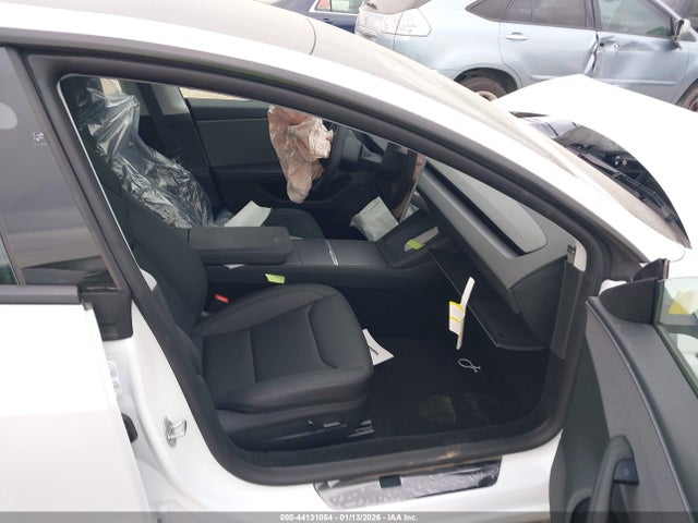 44131054 :رقم المزاد ، 5YJ3E1EA9TF143427 vin ، 2026 Tesla Model 3 Premium Rear-wheel Drive مزاد بيع