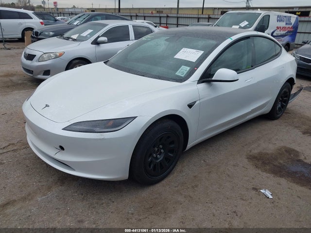 2026 Tesla Model 3 Premium Rear-wheel Drive მანქანა იყიდება აუქციონზე, vin: 5YJ3E1EA6TF141991, აუქციონის ნომერი: 44131061