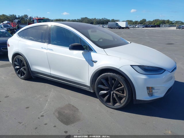2021 TESLA MODEL X 5YJXCDE28MF322884