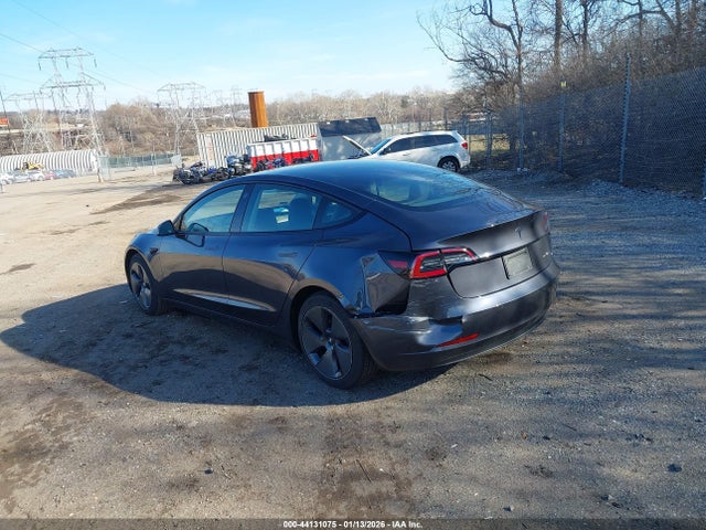 2021 TESLA MODEL 3 5YJ3E1EB0MF014826 Photo 2