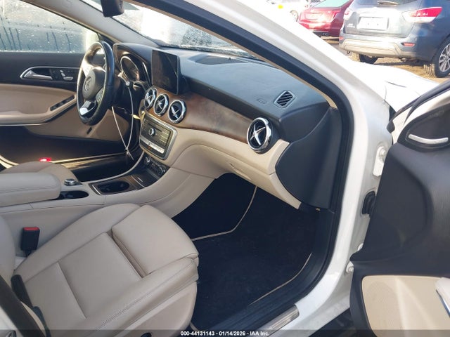 2019 MERCEDES-BENZ GLA 250 WDCTG4GB5KJ549000 Photo 4