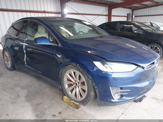 2016 TESLA MODEL X 5YJXCBE4XGF006994 Photo 0