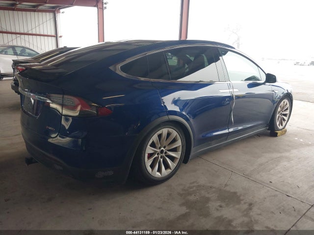 2016 TESLA MODEL X 5YJXCBE4XGF006994 Photo 3