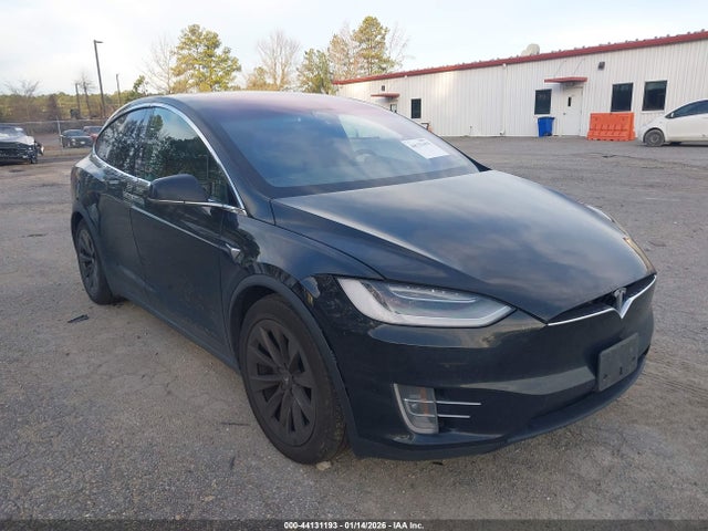 2018 TESLA MODEL X 5YJXCDE27JF125281 Photo 5
