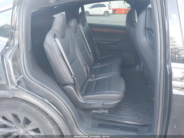 2018 TESLA MODEL X 5YJXCDE27JF125281 Photo 7