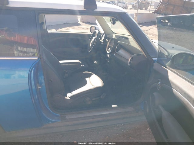 2012 MINI COOPER WMWSU3C59CT185459 Photo 4