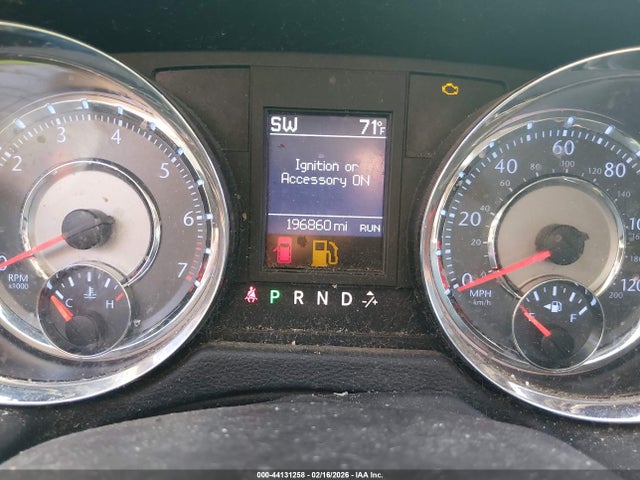 2013 Chrysler Town & Country Touring-l მანქანა იყიდება აუქციონზე, vin: 2C4RC1CG7DR590223, აუქციონის ნომერი: 44131258