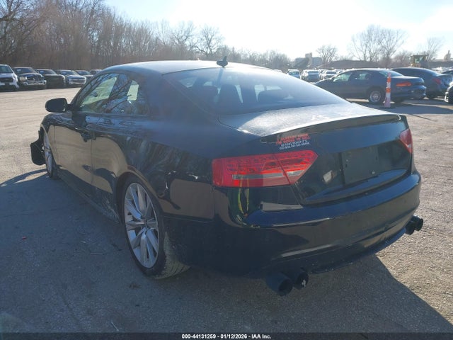 2010 AUDI S5 WAUVVAFR7AA015851 Photo 2