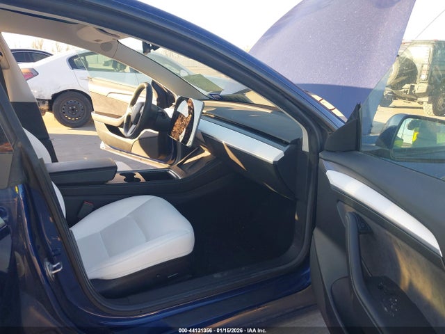 2021 TESLA MODEL 3 5YJ3E1EC3MF991919 Photo 4